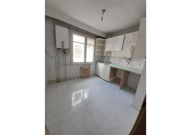 Yenişehir Palandöken Kiralık Daire |  3+1 Oda | 130M2 Aylık 12.500Tl | 1. Kat | Kombi | 1 Banyo Resim-1