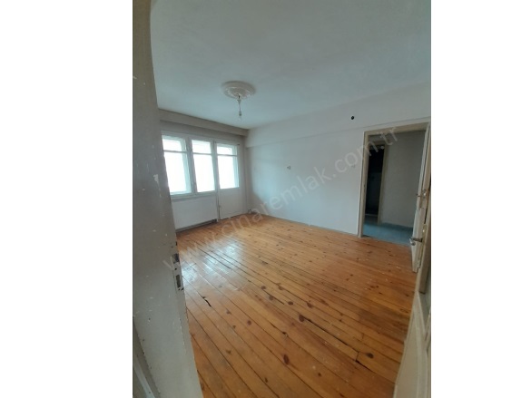 Yenişehir Palandöken Kiralık Daire |  3+1 Oda | 130M2 Aylık 12.500Tl | 1. Kat | Kombi | 1 Banyo Resim-2