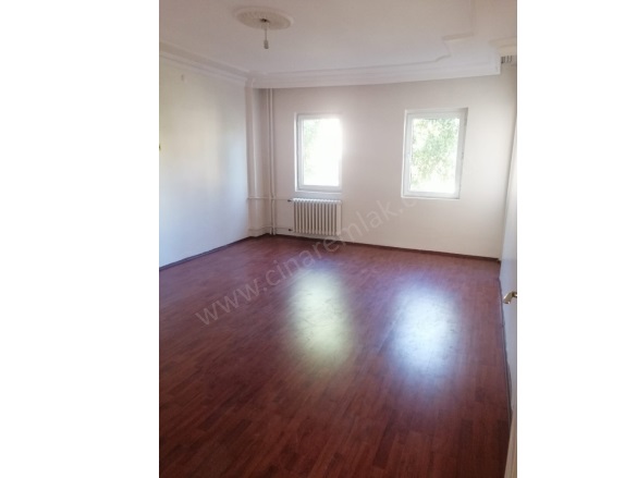 Yenişehir Palandöken Satılık Daire |  3+1 Oda | 130M2 2.300.000Tl  Krediye Uygun  | 3. Kat | 1 Banyo Resim-1