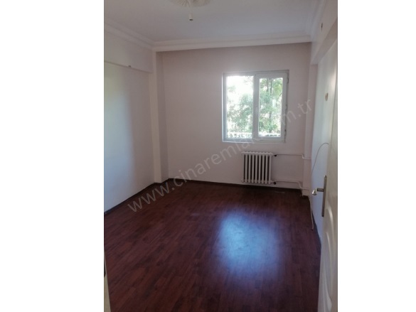 Yenişehir Palandöken Satılık Daire |  3+1 Oda | 130M2 2.300.000Tl  Krediye Uygun  | 3. Kat | 1 Banyo Resim-3