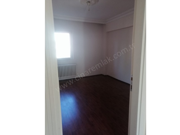 Yenişehir Palandöken Satılık Daire |  3+1 Oda | 130M2 2.300.000Tl  Krediye Uygun  | 3. Kat | 1 Banyo Resim-5