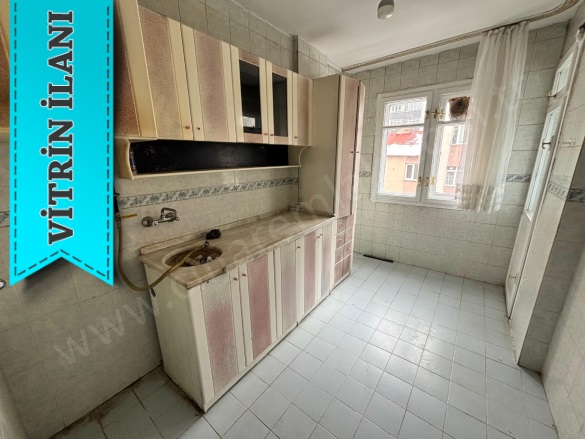 Yukarı Köşk Palandöken Satılık Daire |  3+1 Oda | 130M2 2.100.000Tl  Krediye Uygun  | 2. Kat | Kombi | 1 Banyo Resim-1