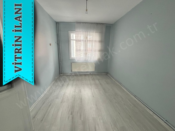 Yukarı Köşk Palandöken Satılık Daire |  3+1 Oda | 130M2 2.100.000Tl  Krediye Uygun  | 2. Kat | Kombi | 1 Banyo Resim-3