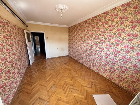 Bosna Caddesi Yakutiye Kiralık Daire |  3+1 Oda | 160M2 Aylık 17.000Tl | 5. Kat | Merkezi Isınma | 1 Banyo Resim-4