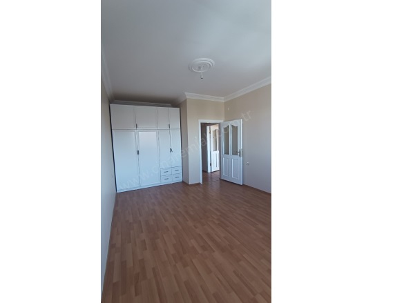 Kayakyolu Palandöken Satılık Daire |  3+1 Oda | 180M2 3.000.000Tl  Krediye Uygun  | 8. Kat | Merkezi Isınma | 2 Banyo Resim-2