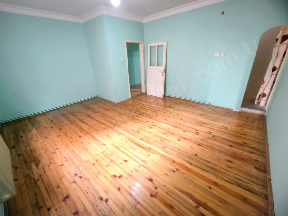 Kayakyolu Palandöken Kiralık Daire |  3+1 Oda | 155M2 Aylık 15.000Tl | 1. Kat | Kombi | 2 Banyo Resim-3