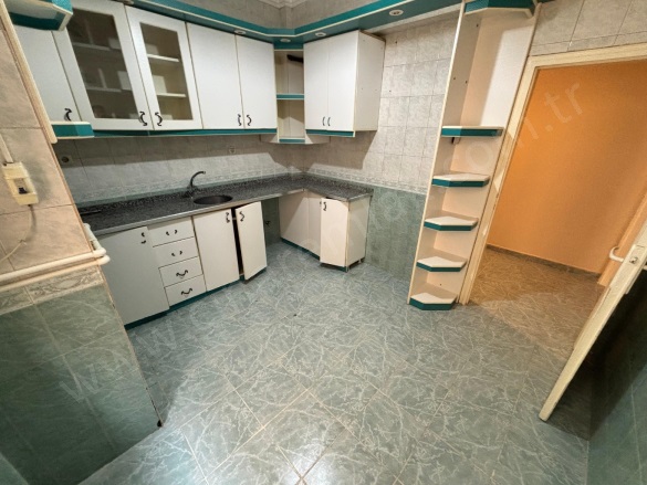 Murat Paşa Yakutiye Satılık Daire |  3+1 Oda | 155M2 2.715.000Tl  Krediye Uygun  | 2. Kat | Merkezi Isınma | 1 Banyo Resim-1