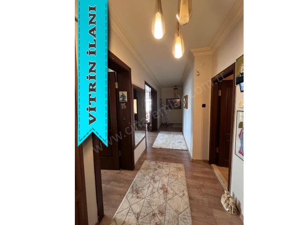 Çaykara Yakutiye Satılık Daire |  3+1 Oda | 155M2 3.950.000Tl  Krediye Uygun  | 2. Kat | Kombi | 1 Banyo Resim-3