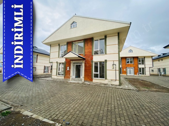 Dadaşkent Aziziye Satılık Villa |  6+1 Oda | 350M2 7.250.000Tl | Kombi | 2 Banyo Resim-2