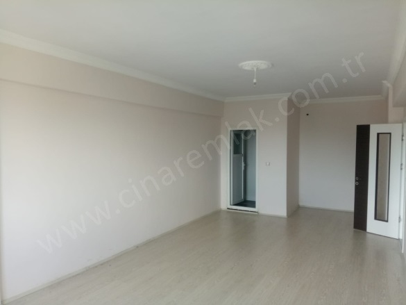 Kırmacı Yakutiye Satılık Daire |  4+1 Oda | 200M2 3.800.000Tl | 7. Kat | Kombi | 2 Banyo | 2 Yatak Odası Resim-3