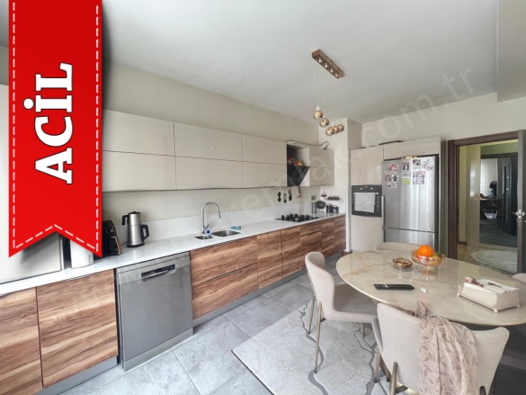 Terminal Yakutiye Acil Satılık Daire |  4+1 Oda | 200M2 7.250.000Tl  Krediye Uygun  | 5. Kat | Merkezi Isınma | 2 Banyo | 2 Yatak Odası Resim-3