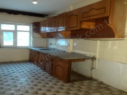 Palandöken Yukarı Köşk Kiralık Daire 3+1 120 M2 | 1. Kat | Soba | 1 Banyo