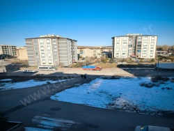 Yakutiye Rabia Ana Kiralık Daire 2+1 130 M2 | 4. Kat | Kombi | 1 Banyo