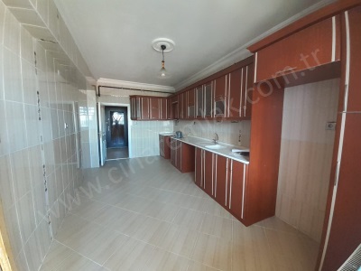 Yıldızkentte 4+1 Asansörlü Ara Kat Kiralık Daire Çınardan İlan No: Palandöken