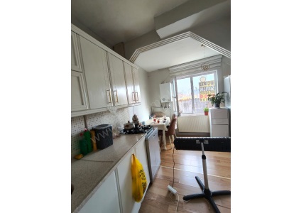 Erzurum Müzesi Karşısında Yatırımlık 3 Katlı Komple 2+1 Satılık Bina Yakutiye Rabia Ana