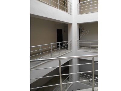 Erzurum Bosna Caddesinde 100 M2 Kullanım Alanlı Acil Satılık Ofis  Büro İşyeri 2020 2+1 Yakutiye