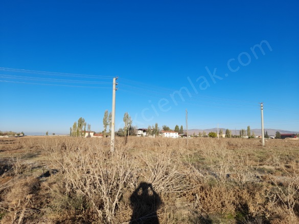 Merkez Bolvadin Satılık Arsa |  1082M2 2.500.000Tl İmarlı  Resim-3