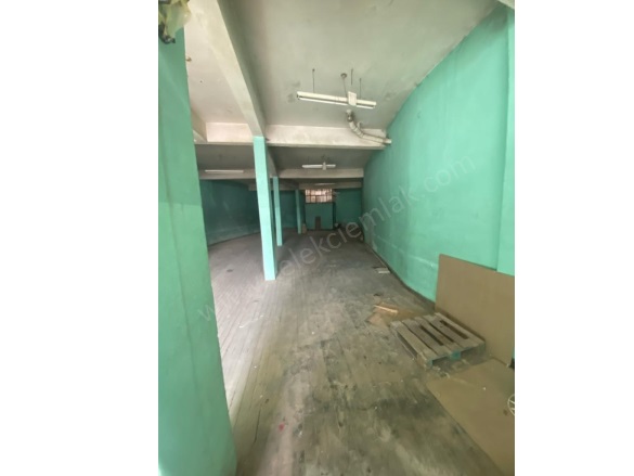 Merkez Bolvadin Satılık Dükkan |  1 Oda | 240M2 15.000.000Tl  Krediye Uygun  | Komple Bina | Kombi Resim-3