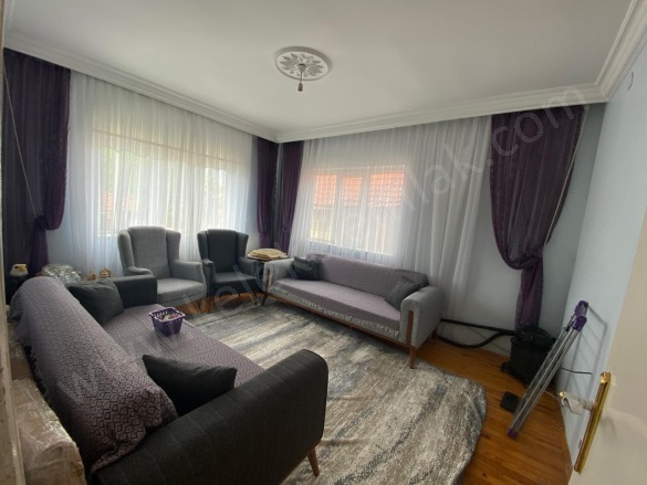 Merkez Bolvadin Satılık Müstakil Ev |  120M2 4.750.000Tl | Komple Bina | Soba | 1 Banyo | 1 Yatak Odası Resim-5