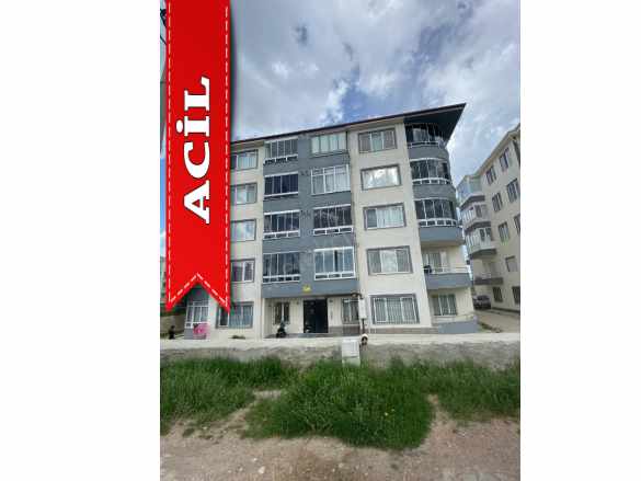 Akcan Parkı Karşısında Yiğitevler Apartmanında Satılık Daire 2+1 Bolvadin