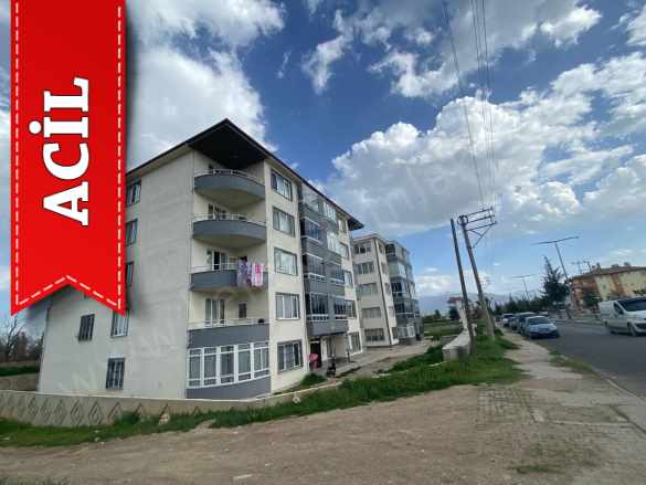 Akcan Parkı Karşısında Yiğitevler Apartmanında Satılık Daire 2+1 Bolvadin