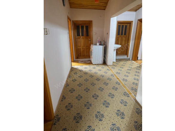 Merkez Bolvadin Kiralık Daire |  3+1 Oda | 130M2 Aylık 12.000Tl  Krediye Uygun  Eşyalı  | 3. Kat | Kombi | 1 Banyo | 1 Yatak Odası Resim-4