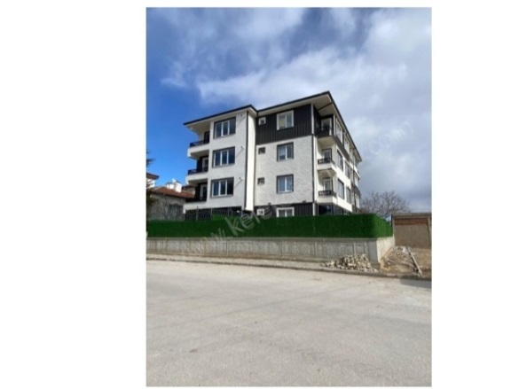 Merkez Bolvadin Kiralık Daire |  1+1 Oda | 45M2 Aylık 12.000Tl  Krediye Uygun  Eşyalı  | 1. Kat | Kombi | 1 Banyo | 1 Yatak Odası Resim-2