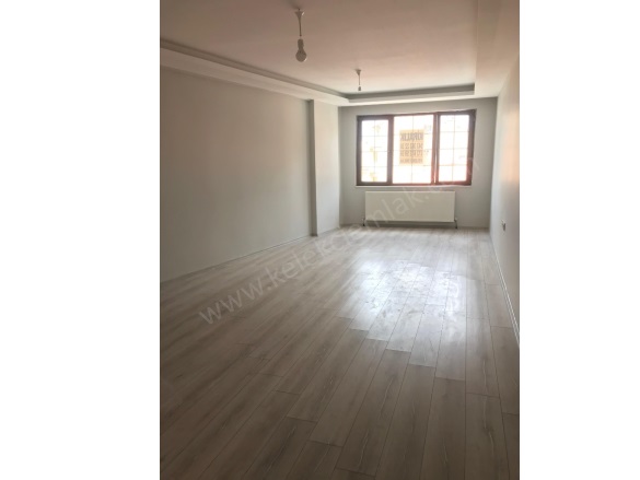 Merkez Bolvadin Kiralık Daire |  3+1 Oda | 125M2 Aylık 15.000Tl  Krediye Uygun  | 2. Kat | Kombi | 1 Banyo | 1 Yatak Odası Resim-5