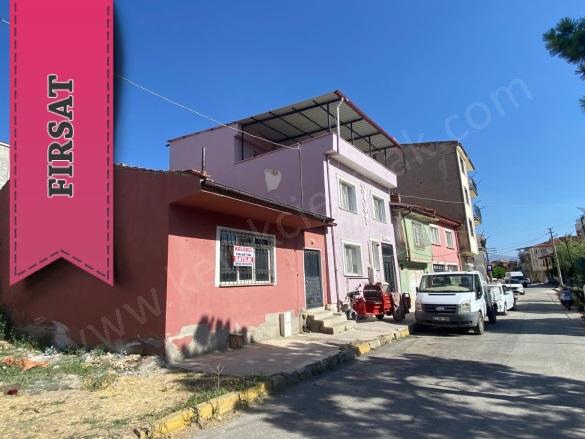 Merkez Bolvadin Satılık Müstakil Ev |  2+1 Oda | 181M2 3.100.000Tl  Krediye Uygun  | Komple Bina | Kombi | 1 Banyo | 1 Yatak Odası Resim-5