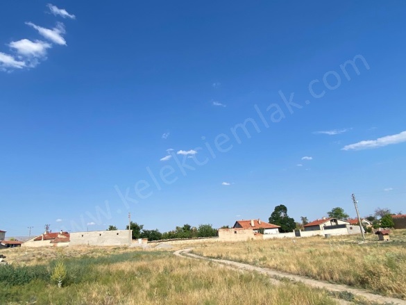 Merkez Bolvadin Satılık Arsa |  394M2 1.650.000Tl İmarlı  Resim-1