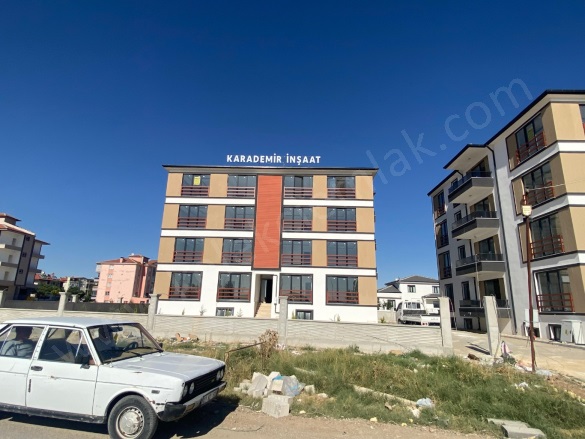 Merkez Bolvadin Kiralık Daire |  3+1 Oda | 135M2 Aylık 19.750Tl  Krediye Uygun  | 4. Kat | Kombi | 2 Banyo | 1 Yatak Odası Resim-4