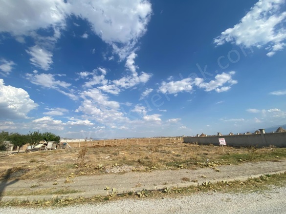 Merkez Bolvadin Satılık Arsa |  720M2 1.950.000Tl İmarlı  Resim-2