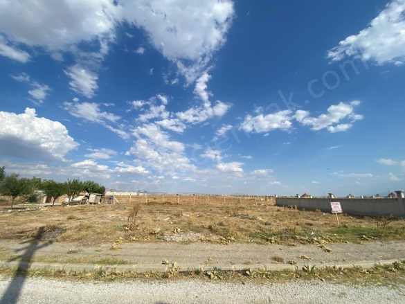 Merkez Bolvadin Satılık Arsa |  720M2 1.950.000Tl İmarlı  Resim-4