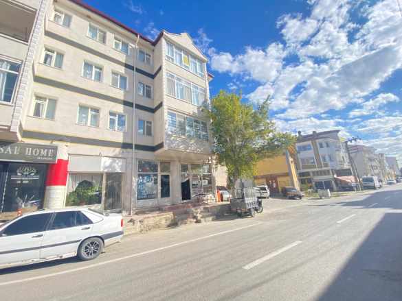 imaret Evlerinde Kiralık Daire 3+1 Afyon Bolvadin