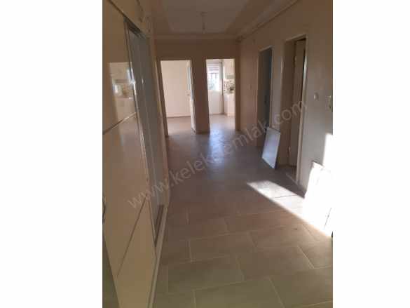 Selçuklu Mahallesi istasyon Caddesinde Kiralık Daire 3+1 Bolvadin