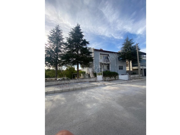 Merkez Bolvadin Kiralık Daire |  3+1 Oda | 140M2 Aylık 15.000Tl  Krediye Uygun  | 2. Kat | Kombi | 1 Banyo | 1 Yatak Odası Resim-2