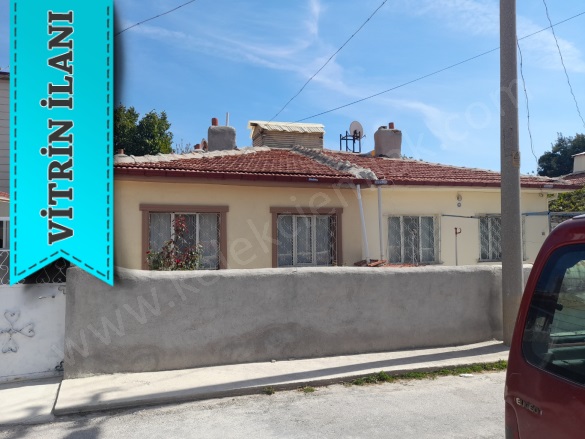 Merkez Bolvadin Satılık Müstakil Ev |  2+1 Oda | 100M2 2.200.000Tl  Krediye Uygun  | Komple Bina | Kombi | 1 Banyo | 1 Yatak Odası Resim-1