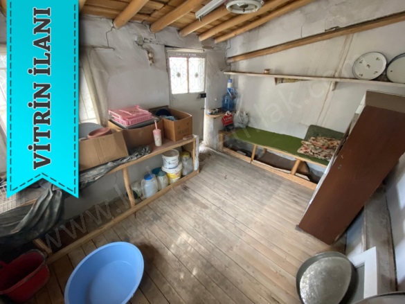 Merkez Bolvadin Satılık Müstakil Ev |  2+1 Oda | 100M2 2.200.000Tl  Krediye Uygun  | Komple Bina | Kombi | 1 Banyo | 1 Yatak Odası Resim-5