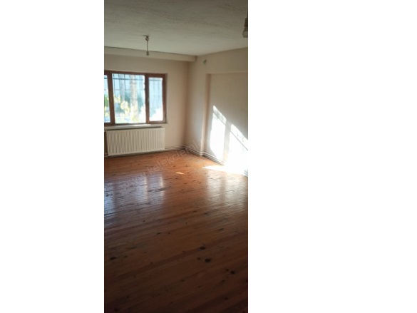 Merkez Bolvadin Satılık Daire |  2+1 Oda | 85M2 1.650.000Tl  Krediye Uygun  | 1. Kat | Kombi | 1 Banyo | 1 Yatak Odası Resim-2