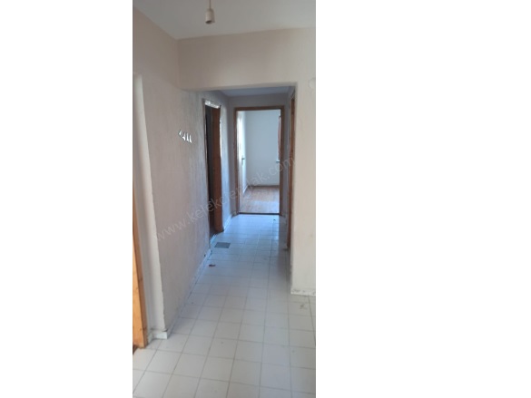 Merkez Bolvadin Satılık Daire |  2+1 Oda | 85M2 1.650.000Tl  Krediye Uygun  | 1. Kat | Kombi | 1 Banyo | 1 Yatak Odası Resim-4