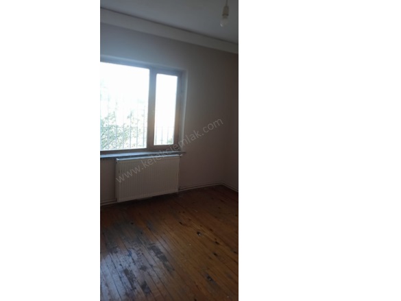 Merkez Bolvadin Satılık Daire |  2+1 Oda | 85M2 1.650.000Tl  Krediye Uygun  | 1. Kat | Kombi | 1 Banyo | 1 Yatak Odası Resim-5