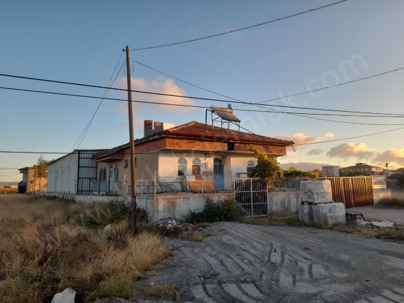 Merkez Bolvadin Satılık Depo |  3+1 Oda | 1500M2 5.300.000Tl  Krediye Uygun  | Komple Bina | Soba | 1 Banyo Resim-2