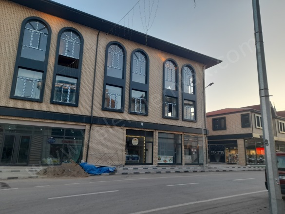 Merkez Bolvadin Satılık Dükkan |  1 Oda | 33M2 16.000.000Tl  Krediye Uygun  | 1. Kat | Kombi Resim-3