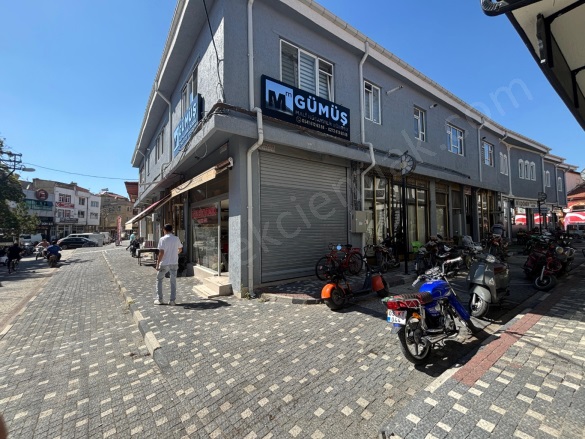 Merkez Bolvadin Satılık Dükkan |  1 Oda | 20M2 6.600.000Tl  Krediye Uygun  | 1. Kat | Kombi Resim-2