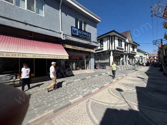 Çarşı Merkezde işyeri() 1 Satılık Dükkan Afyon Bolvadin