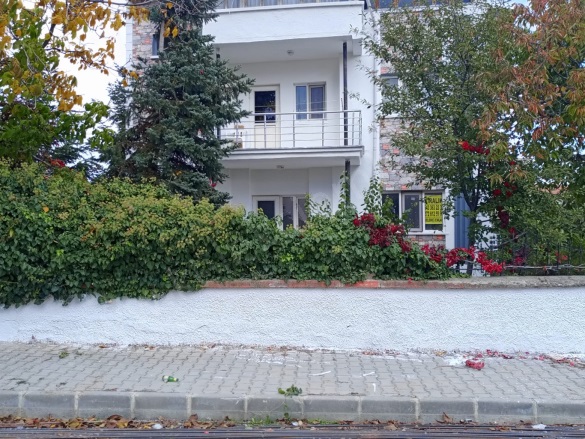 Merkez Bolvadin Kiralık Daire |  3+1 Oda | 120M2 Aylık 12.000Tl  Krediye Uygun  | 1. Kat | Kombi | 1 Banyo | 1 Yatak Odası Resim-1