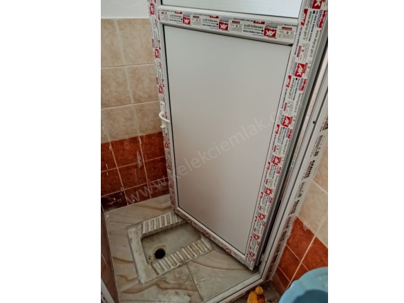 Merkez Bolvadin Kiralık Daire |  3+1 Oda | 120M2 Aylık 12.000Tl  Krediye Uygun  | 1. Kat | Kombi | 1 Banyo | 1 Yatak Odası Resim-5