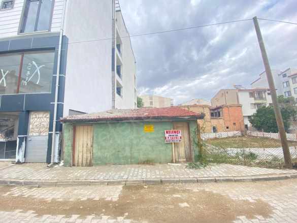 Ömeroğlu Mahallesinde Güney Cepheli Satılık Arsa Bolvadin