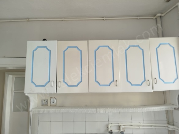 Merkez Bolvadin Kiralık Daire |  3+1 Oda | 130M2 Aylık 8.000Tl  Krediye Uygun  | 1. Kat | Kombi | 1 Banyo | 1 Yatak Odası Resim-3