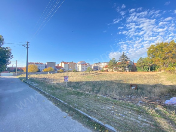 Merkez Bolvadin Satılık Arsa |  542M2 2.950.000Tl İmarlı  Resim-5